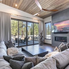 Luxe on the Green at Schaffer's Mill. Ski, Golf & Club Amenities Lake Tahoe!