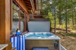 Valmont Vista, Gated Golf & Ski Community w/ Club Amenities! Lake Tahoe