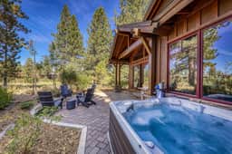 Valmont Vista, Gated Golf & Ski Community w/ Club Amenities! Lake Tahoe