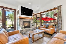 Peycer Pines" Schaffer's Mill Home w Club Amenities, Firepit, Ski & Golf!