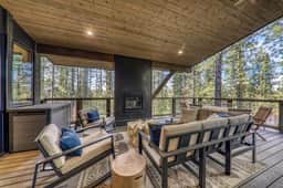 Pristine Mountain Home, Schaffers Mill Golf, Ski & Club Amenities! Lake Tahoe