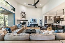 Pristine Mountain Home, Schaffers Mill Golf, Ski & Club Amenities! Lake Tahoe