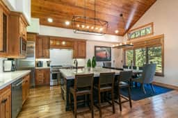 Scenic Getaway at Schaffer's Mill, Hot Tub, Golf, Ski & Club Amenities Tahoe!