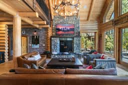 The Gather House at Schaffer's Mill, Golf and Club Amenities + Hot Tub!