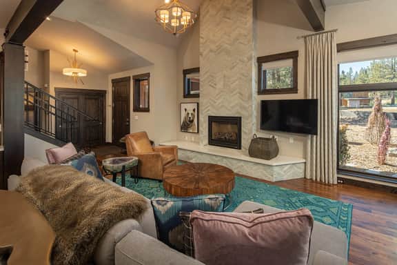 Martis Mountain Gem @ Schaffer's Mill Club Amenities & Golf Access Lake Tahoe