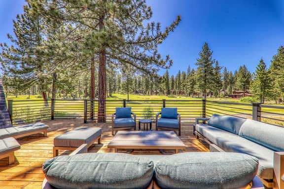 Schaffer's Mill Luxury Home, Hot Tub, Golf & Mountain Views, Amenities Access