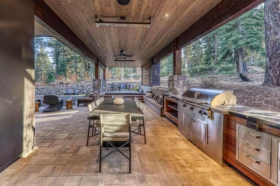 Luxury Mountain Home | Hot Tub, Fire Pit & Outdoor Living