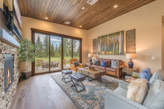 Relaxing Cozy Mountain Chalet, Club Amenities, Gym, Sauna & SPA, Restaurant.