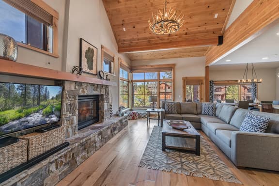 Tahoe Dreamy Destination at Schaffer's Mill Ski Lounge, Golf & Club Amenities